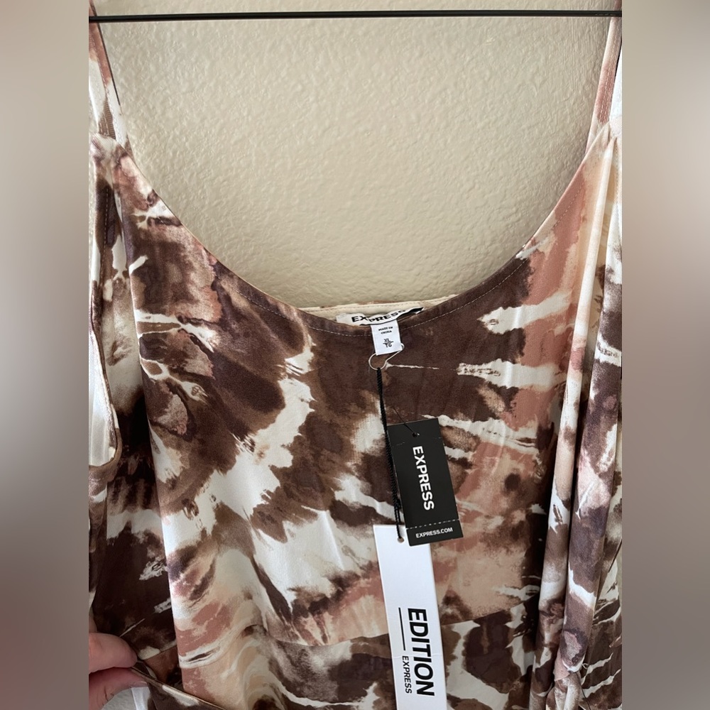 Express tie dye soft wrap dress - Picture 3 of 8